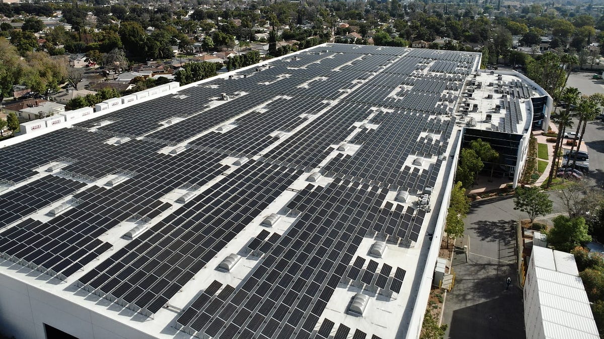 Commercial Real Estate REIT Roofing — commercial roofing