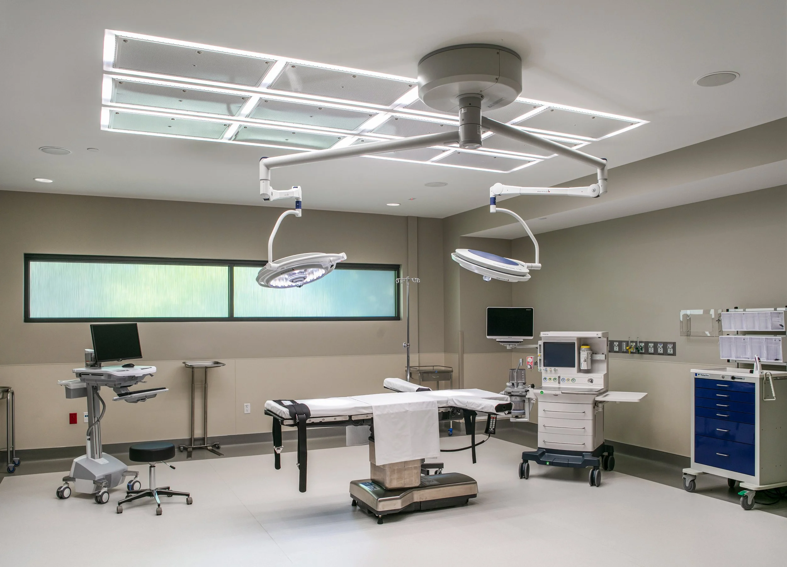 Hospital Surgery Center Roofing — commercial roofing